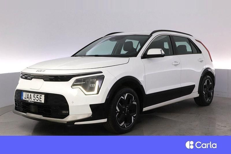 Vit Begagnad 2023 Kia e-Niro SUV | 314 900 kr (Marknadspris) - Bild 1/3