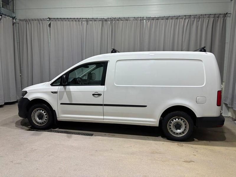 Begagnad VW Caddy Maxi 102 HK (75 kW) 2017 Vit Minibuss