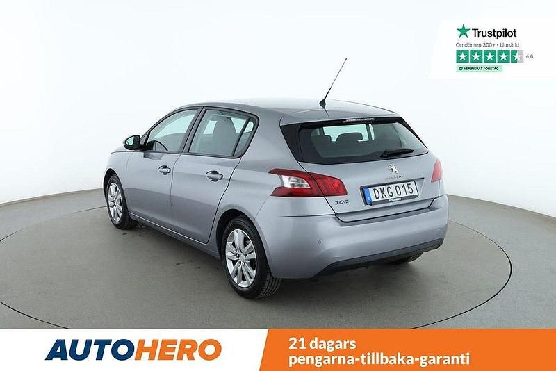 Grå Begagnad 2014 Peugeot 308 Halvkombi | 80 000 kr (Marknadspris) - Bild 1/3