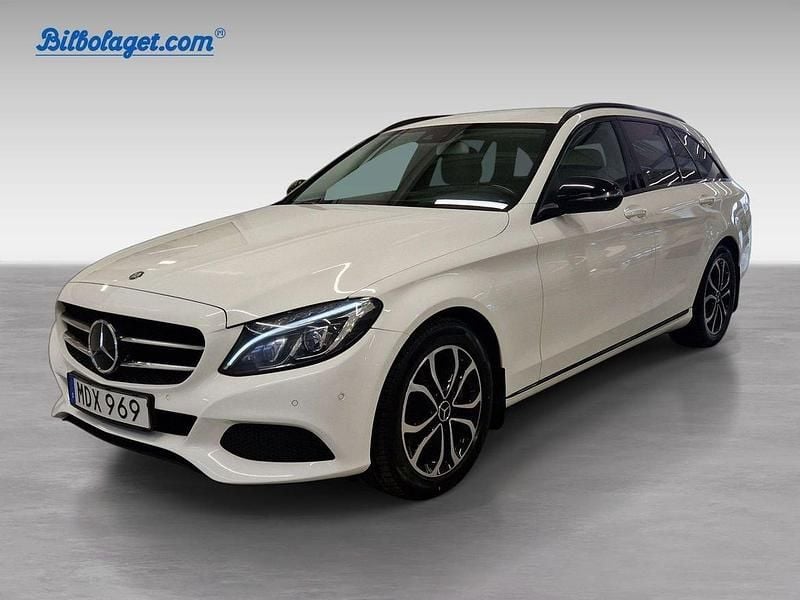 Vit Begagnad 2016 Mercedes C250 Kombi | 209 500 kr (Marknadspris) - Bild 1/4