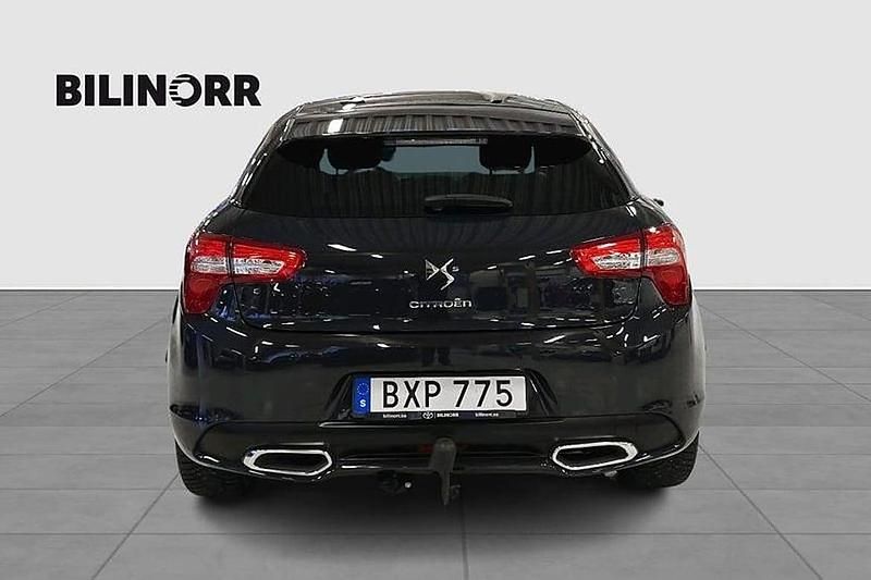 Begagnad Citroën DS5 184 HK (135 kW) 2015 Grå Halvkombi