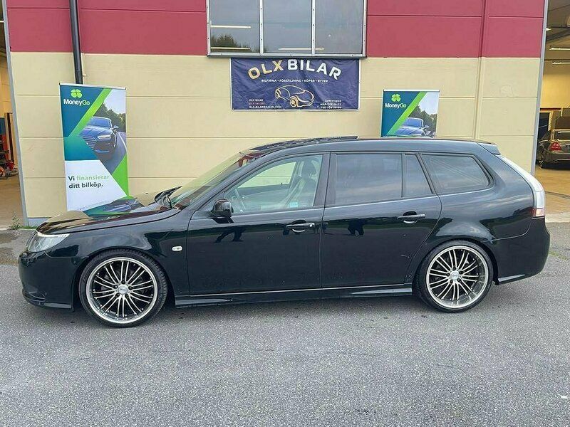 Begagnad Saab 9-3 Vector 150 HK (110 kW) 2010 Svart Kombi