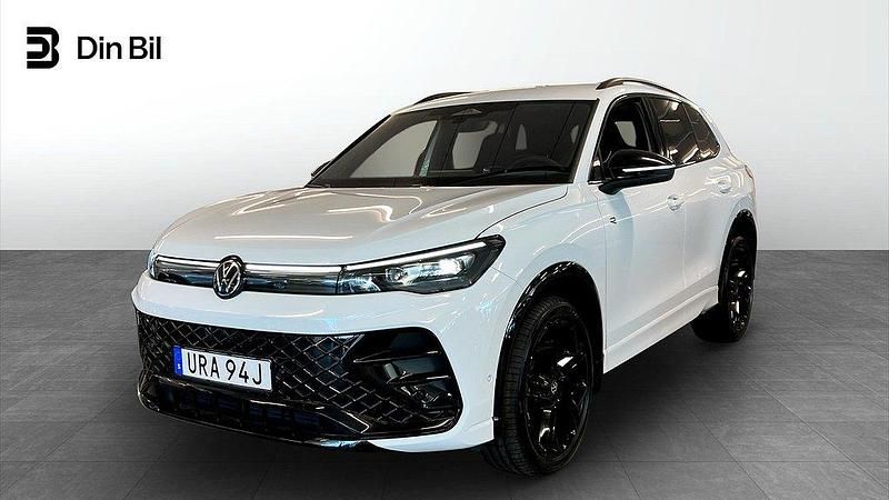 Vit Begagnad 2024 VW Tiguan R-line SUV | 489 900 kr (Dyr) - Bild 1/4
