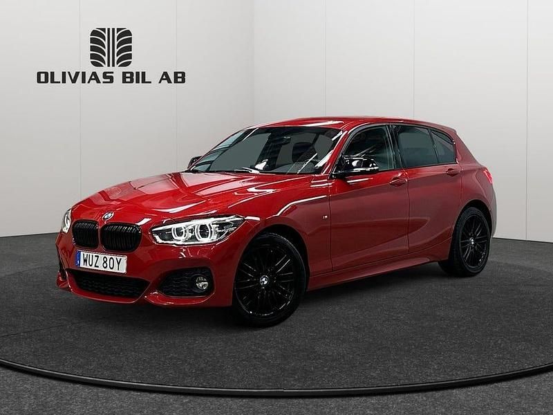 Röd Begagnad 2019 BMW 120 M Sport Halvkombi | 209 400 kr (Bra pris) - Bild 1/4