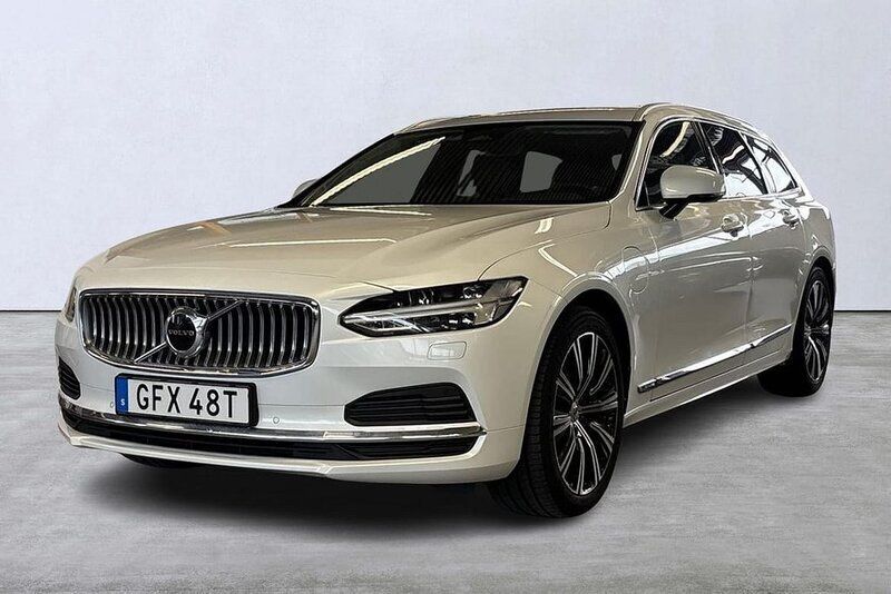 Vit Begagnad 2022 Volvo V90 Plus Kombi | 359 000 kr (Bra pris) - Bild 1/4