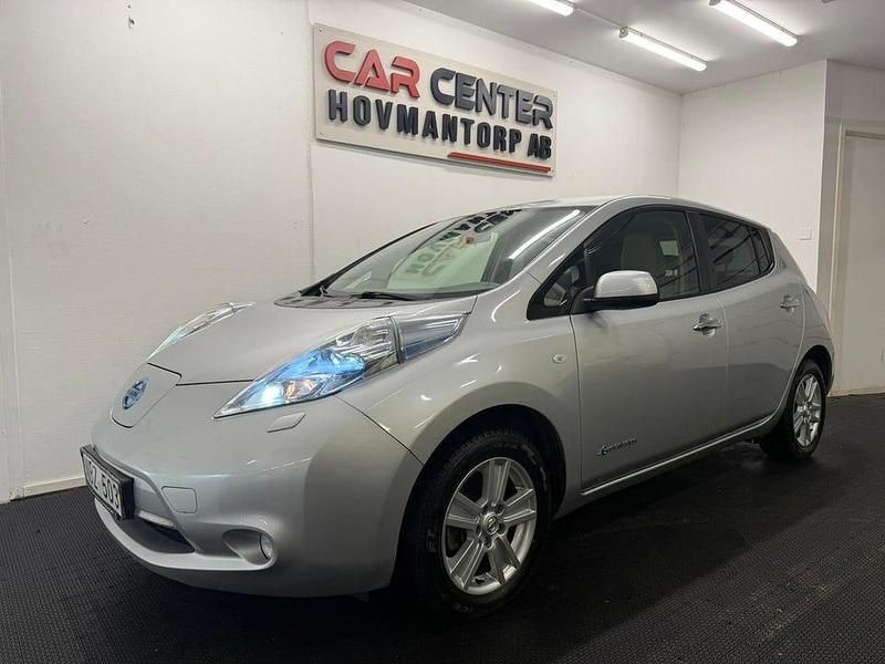 Silver Begagnad 2012 Nissan Leaf Halvkombi | 79 900 kr (Marknadspris) - Bild 1/4