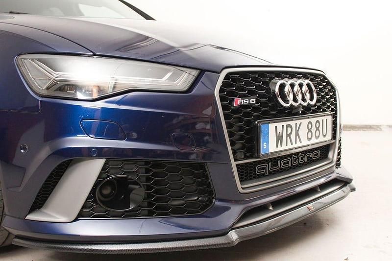 Begagnad Audi RS6 Performance 606 HK (445 kW) 2016 Mörkblå (blå) Kombi