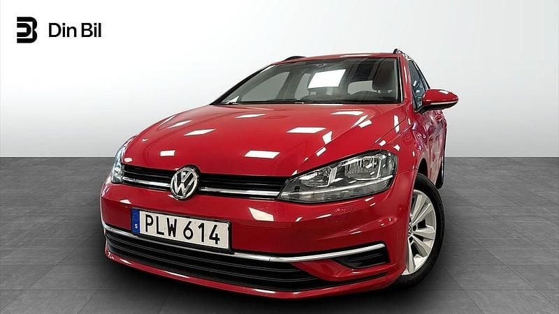 Tornado red Begagnad 2017 VW Golf VII Kombi | 144 900 kr (Marknadspris) - Bild 1/4