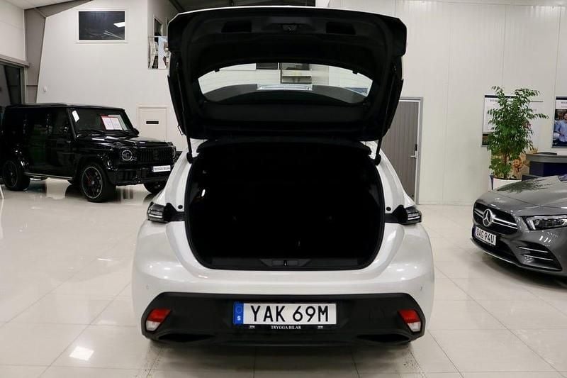 Begagnad Peugeot 308 131 HK (96 kW) 2022 Vit Halvkombi