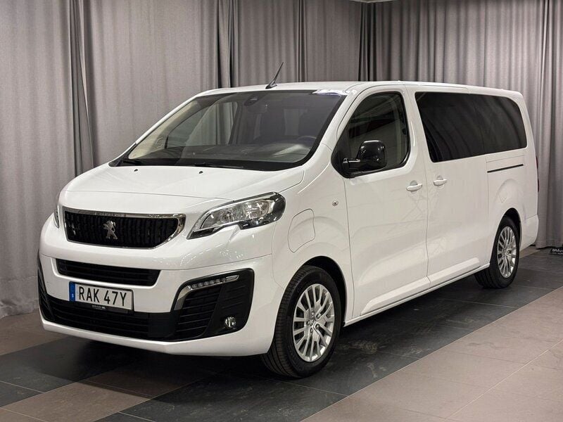 Begagnad Peugeot e-Traveller Business-Line 100 kW (136 HK) 2023 Vit Minibuss