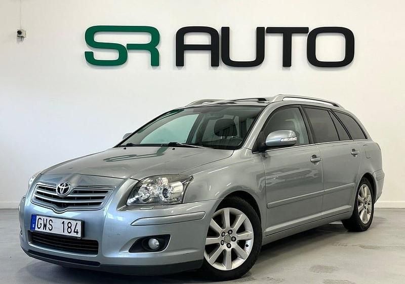 Begagnad Toyota Avensis 147 HK (108 kW) 2008 Grå Kombi