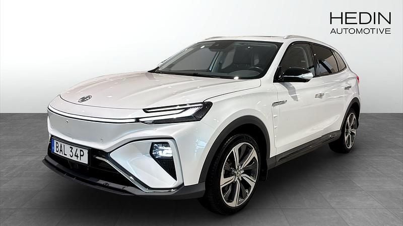 Vit (white) Begagnad 2022 MG Marvel R Performance SUV | 289 900 kr - Bild 1/4