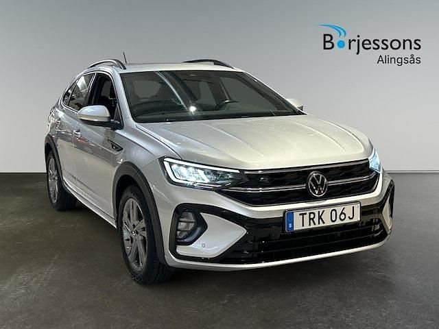 Silver Begagnad 2022 VW Taigo R-line SUV | 219 900 kr (Marknadspris) - Bild 1/4