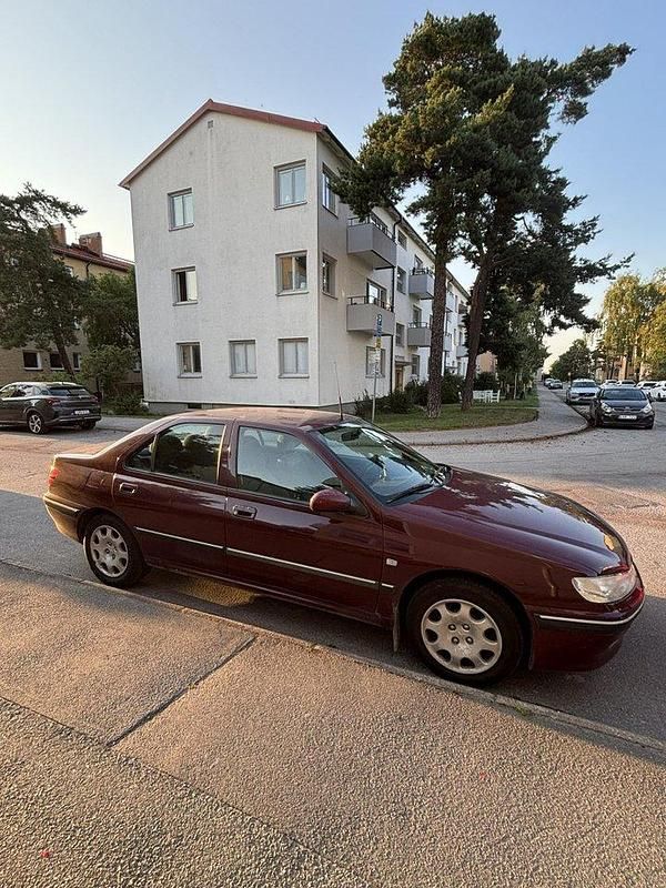 Röd Begagnad 2001 Peugeot 406 Sedan | 12 500 kr - Bild 1/4
