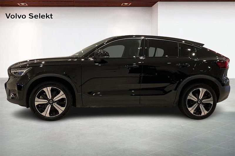 Begagnad Volvo C40 Core 303 kW (413 HK) 2023 Svart SUV