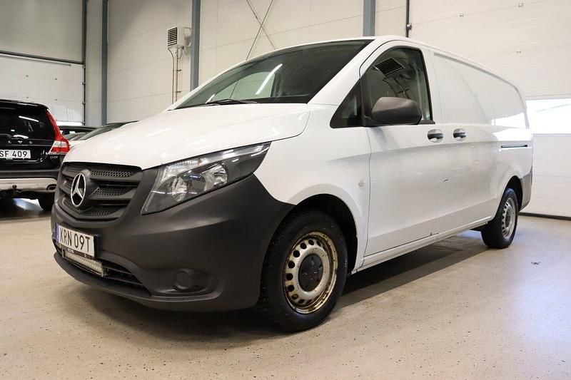 Vit Begagnad 2020 Mercedes Vito Van | 249 800 kr (Lite dyr) - Bild 1/4