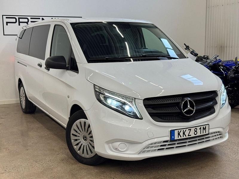 Vit Begagnad 2019 Mercedes Vito Minibuss | 359 900 kr (Dyr) - Bild 1/4