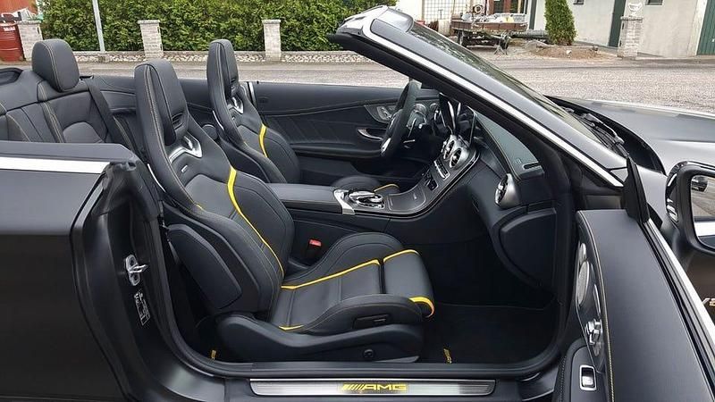 Begagnad Mercedes C63S AMG AMG 510 HK (375 kW) 2022 Grå Cab