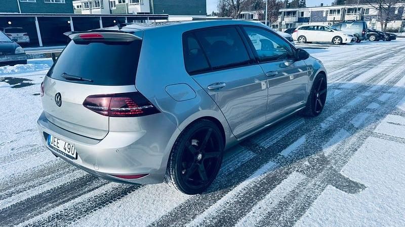 Begagnad VW Golf VII 140 HK (102 kW) 2013