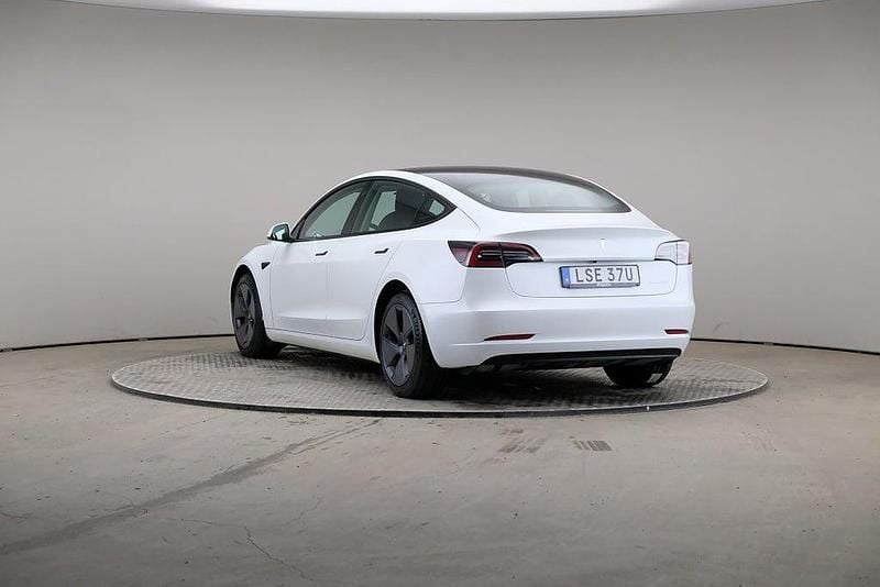 Begagnad Tesla Model 3 323 kW (440 HK) 2022 Vit Sedan