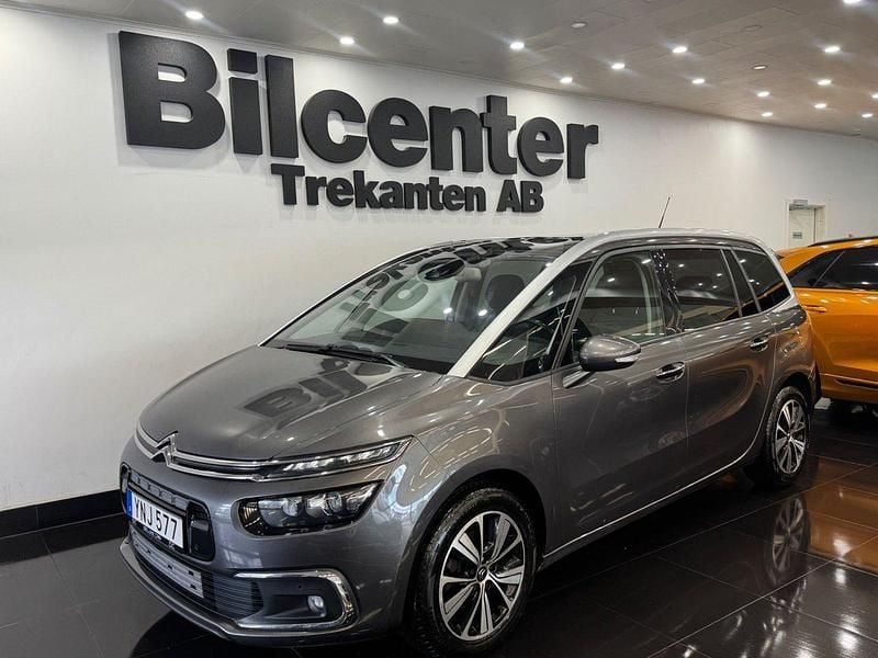 Grå Begagnad 2017 Citroën Grand C4 Picasso Minibuss | 129 900 kr (Marknadspris) - Bild 1/4