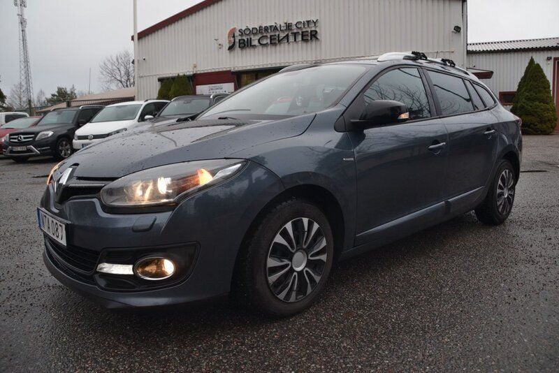 Okänd Begagnad 2015 Renault Mégane GrandTour LIMITED Kombi | 99 900 kr (Dyr) - Bild 1/4