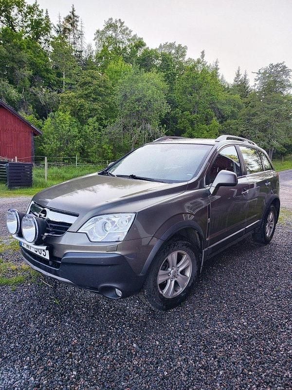 Brun Begagnad 2007 Opel Antara SUV | 58 000 kr - Bild 1/4