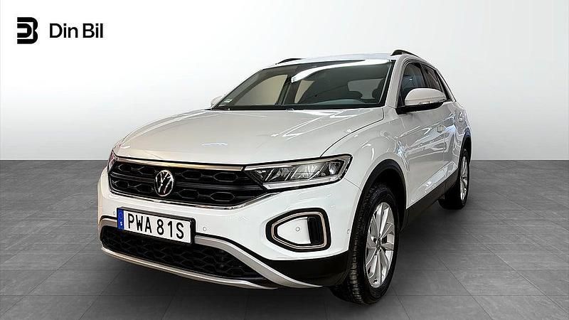 Pure white Ny 2025 VW T-Roc Life SUV | 309 900 kr (Marknadspris) - Bild 1/4