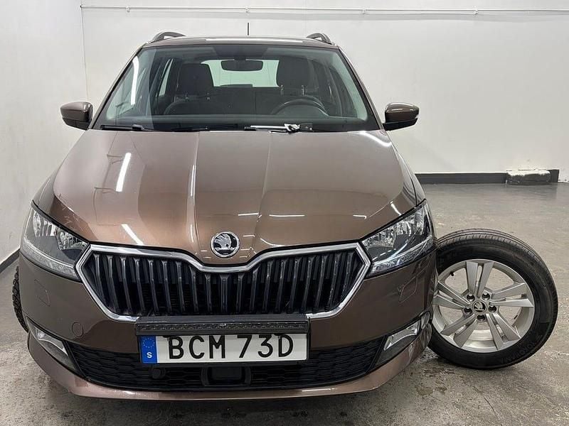 Begagnad Skoda Fabia Style 95 HK (69 kW) 2020 Brun Kombi