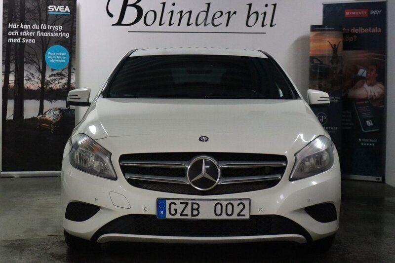 Begagnad Mercedes A180 123 HK (90 kW) 2013 Vit Halvkombi
