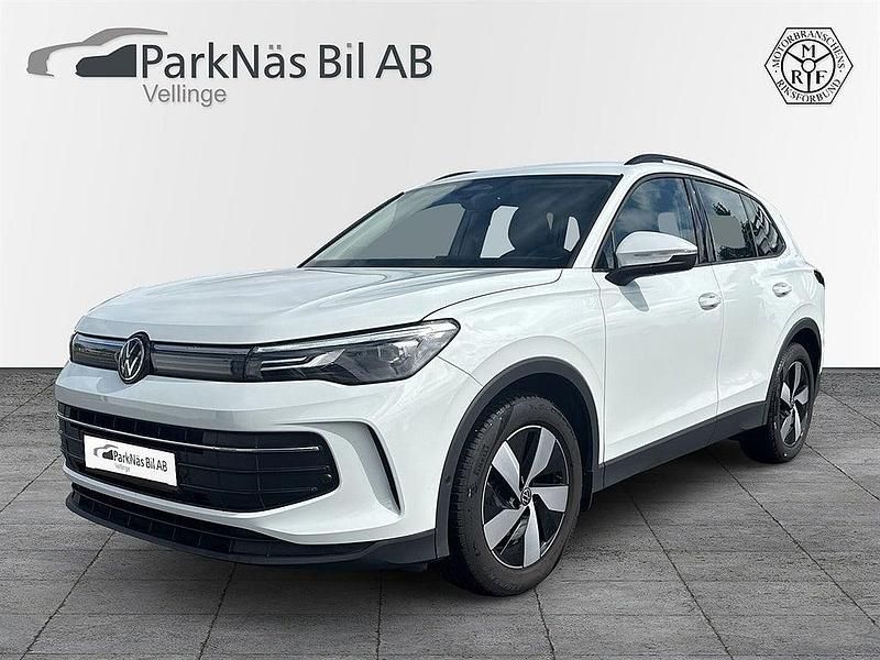 Begagnad VW Tiguan 150 HK (110 kW) 2024 Vit SUV