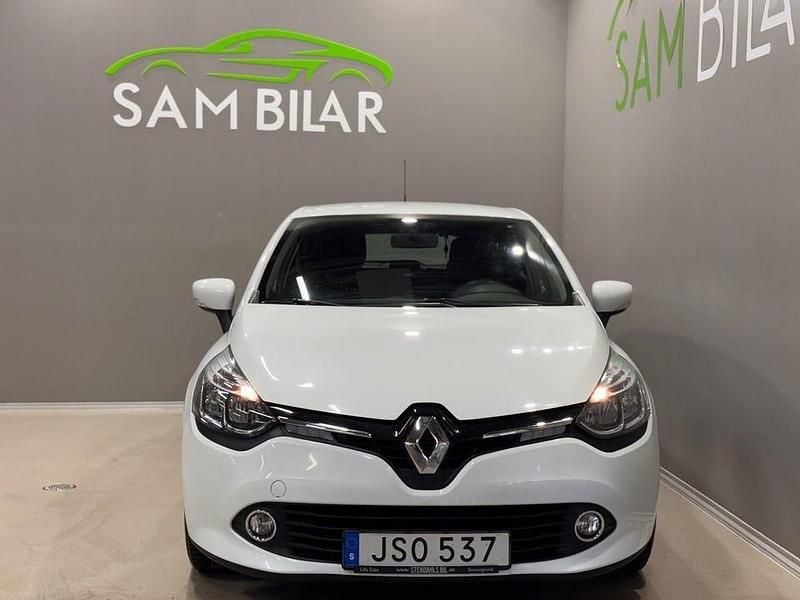 Begagnad Renault Clio IV 73 HK (53 kW) 2015 Vit
