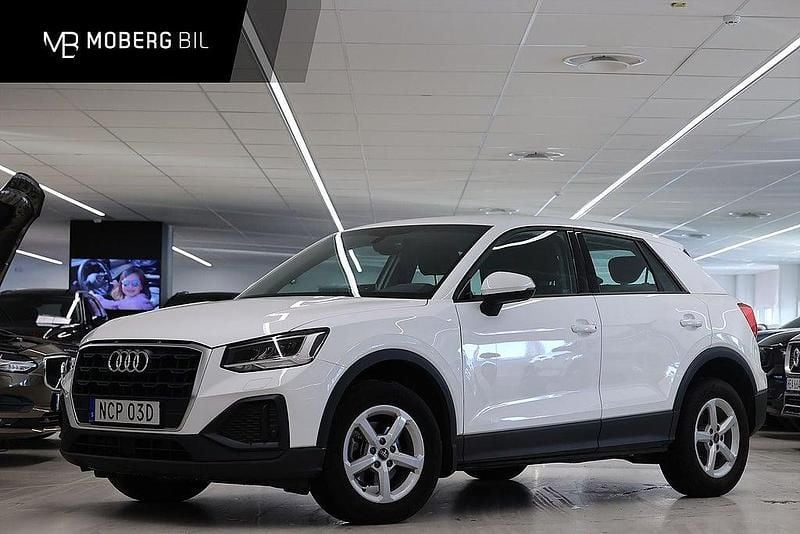Vit Begagnad 2022 Audi Q2 Proline SUV | 239 900 kr (Marknadspris) - Bild 1/2