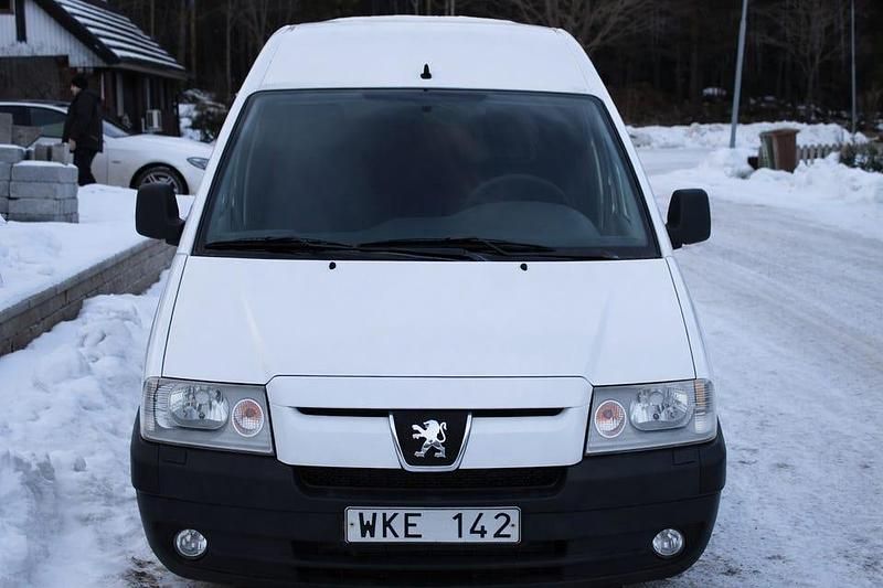 Begagnad Peugeot Expert 109 HK (80 kW) 2004 Van