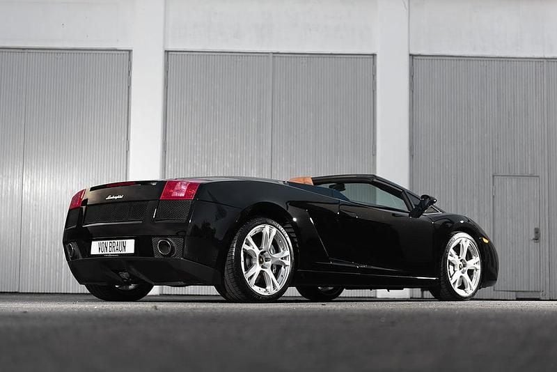 Begagnad Lamborghini Gallardo 520 HK (382 kW) 2006 Nero noctis (solid black) Cab
