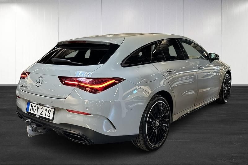 Begagnad Mercedes CLA250 Shooting Brake 2026 Grå Kombi