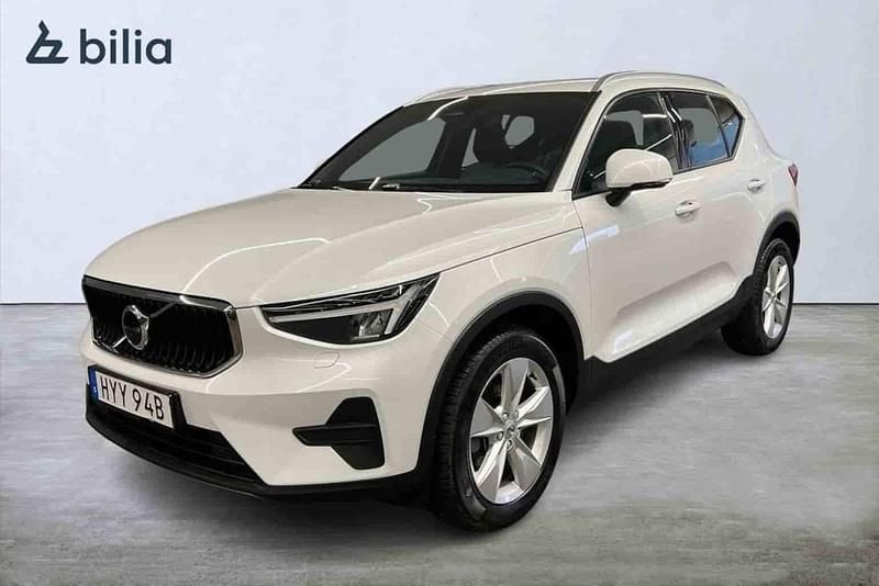 Vit Begagnad 2024 Volvo XC40 SUV | 333 000 kr - Bild 1/1