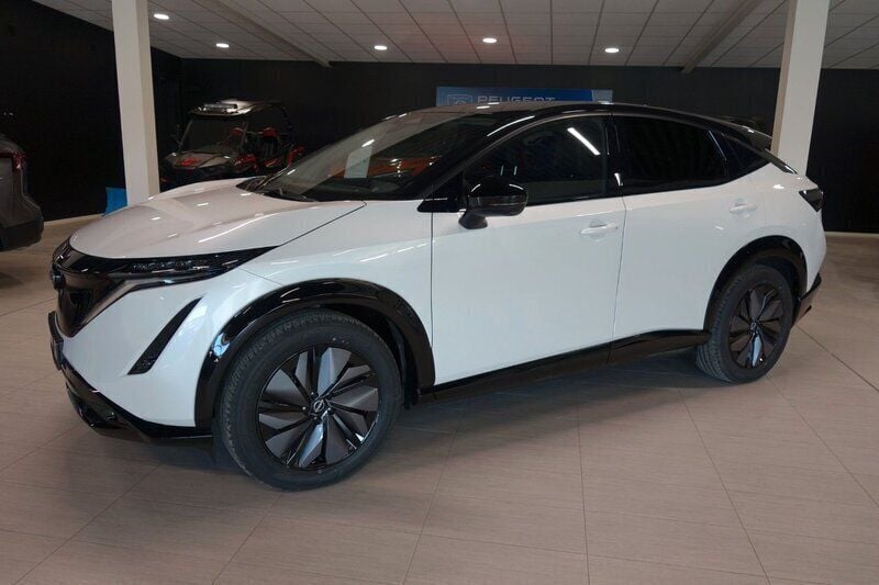 Ny 2024 Nissan Ariya Evolve SUV | 632 200 kr (Marknadspris) - Bild 1/4