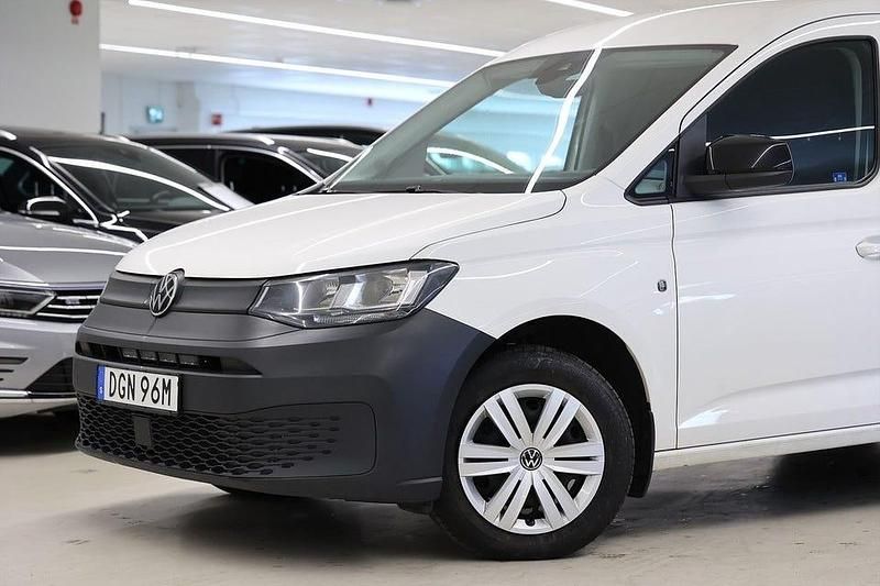 Begagnad VW Caddy 123 HK (90 kW) 2022 Vit Minibuss