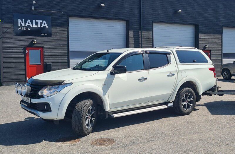 Vit Begagnad 2016 Fiat Fullback Pickup | 259 000 kr (Dyr) - Bild 1/4