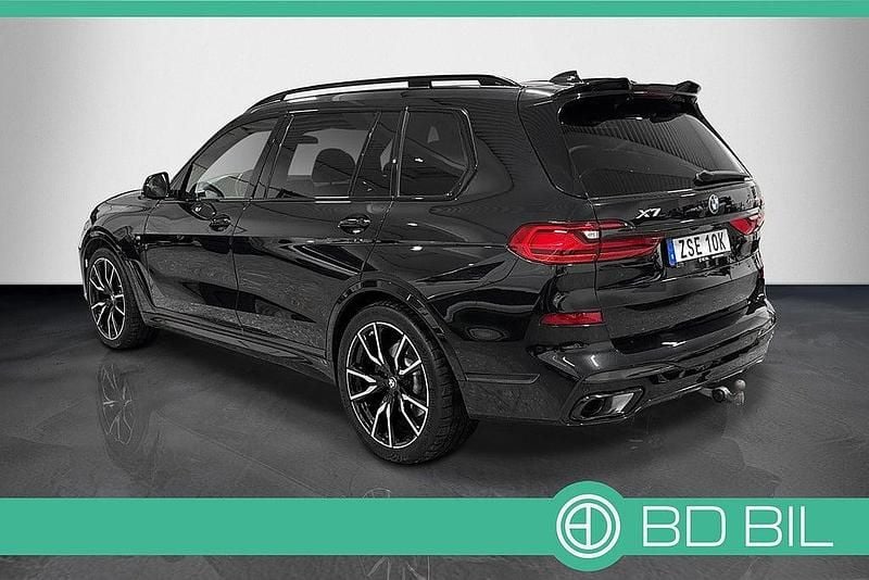 Begagnad BMW X7 M Sport 333 HK (244 kW) 2021 Svartmetallic SUV