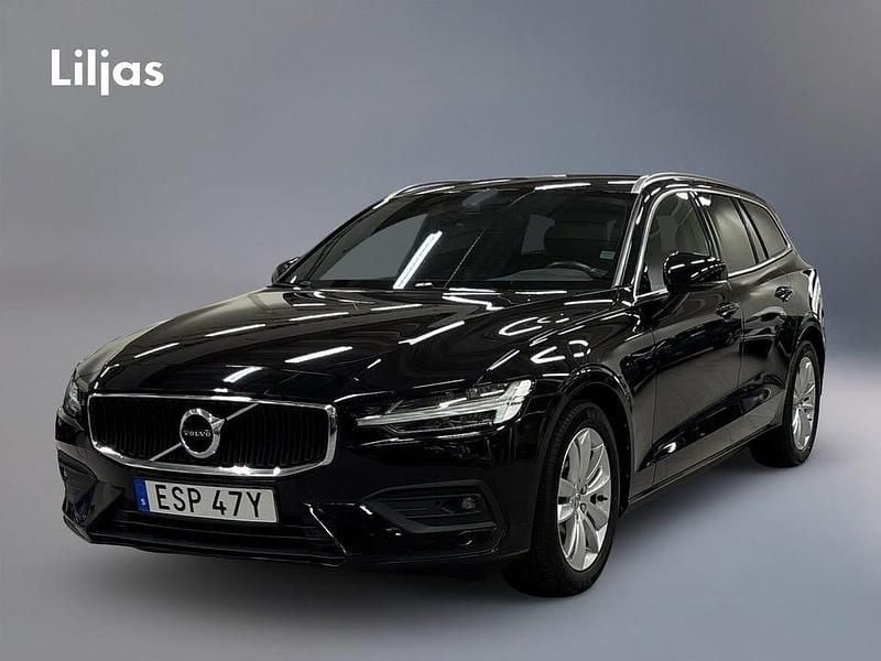 Svart Begagnad 2019 Volvo V60 Momentum Kombi | 309 000 kr (Marknadspris) - Bild 1/3