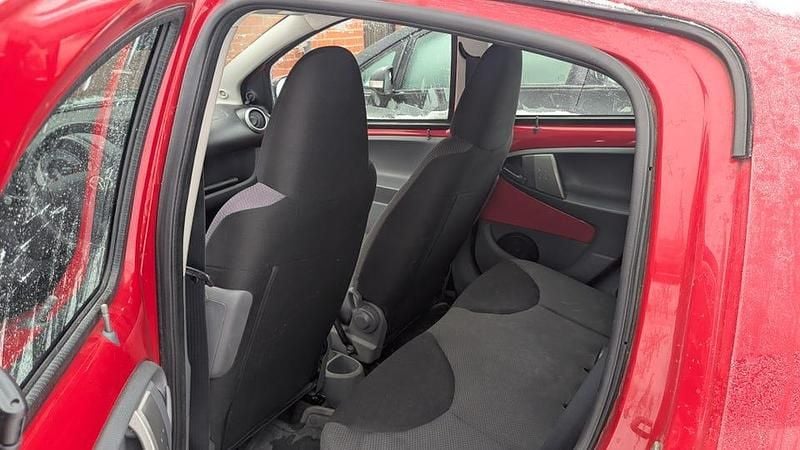 Begagnad Toyota Aygo 68 HK (50 kW) 2007 Halvkombi