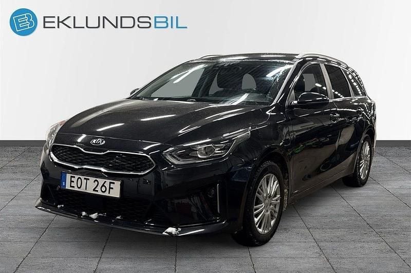 Begagnad Kia Ceed Sportswagon 141 HK (103 kW) 2020 Svart Kombi