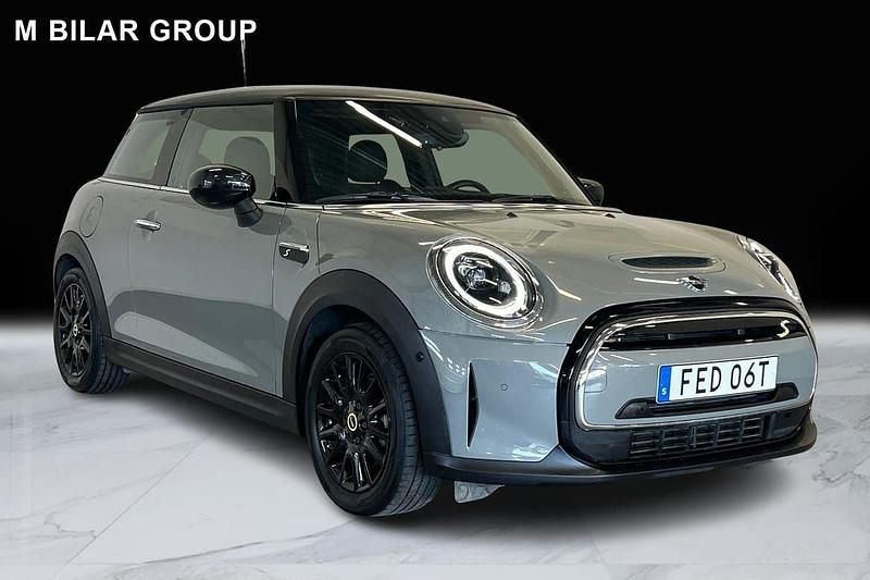 Grå Begagnad 2022 Mini Cooper SE Halvkombi | 237 000 kr - Bild 1/4