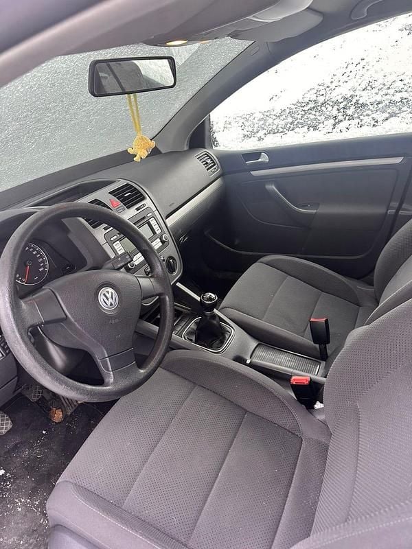 Begagnad VW Golf V 140 HK (102 kW) 2007