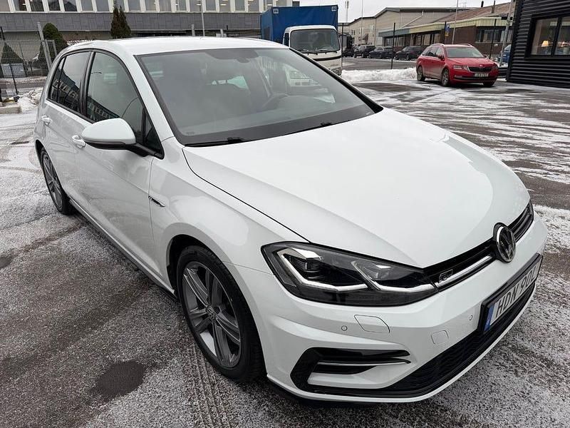 Begagnad VW Golf VII GT 150 HK (110 kW) 2020 Vit