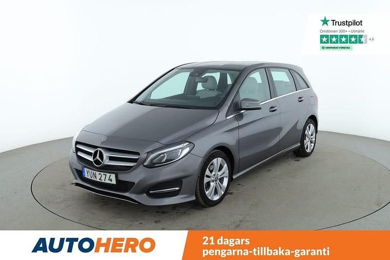 Grå Begagnad 2017 Mercedes B180 Minibuss | 182 000 kr (Superpris) - Bild 1/4