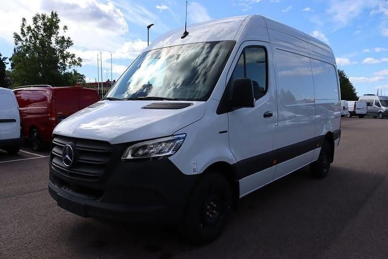 Vit Ny 2025 Mercedes E-Sprinter Van | 923 750 kr (Superpris) - Bild 1/4