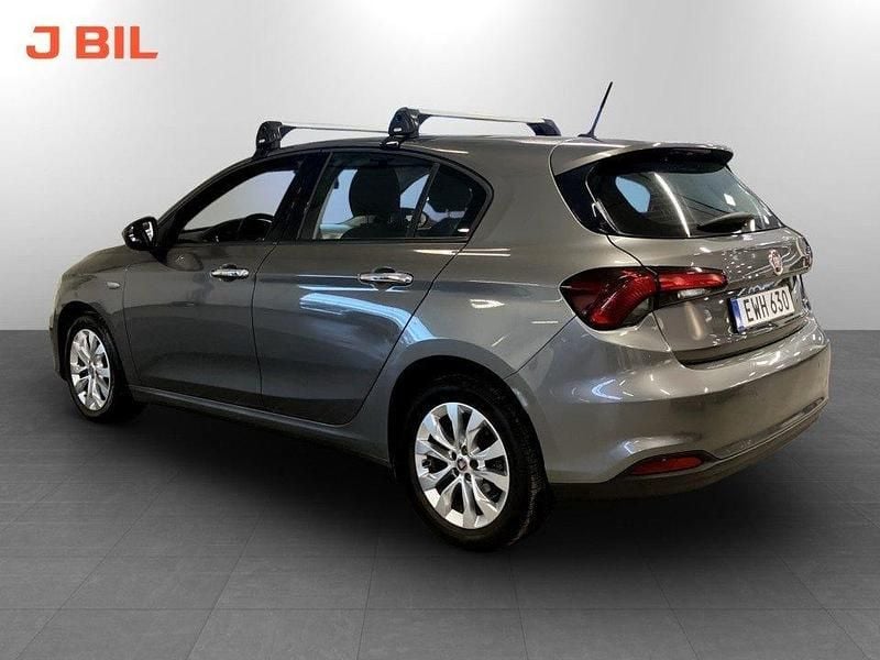 Begagnad Fiat Tipo 110 HK (80 kW) 2018 Grå Halvkombi